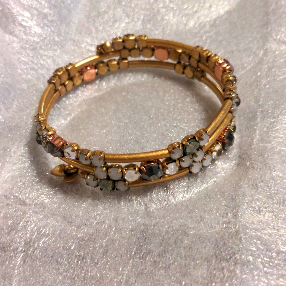 NWOT Stella & Dot Coil Bracelet